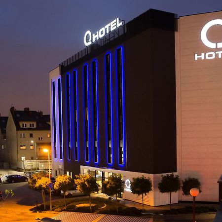 Q Hotel Krakow Luaran gambar