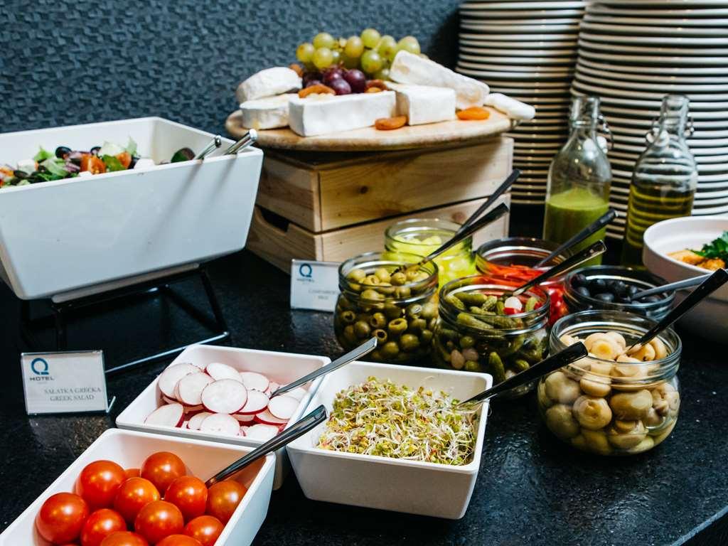 Q Hotel Krakow Makanan gambar