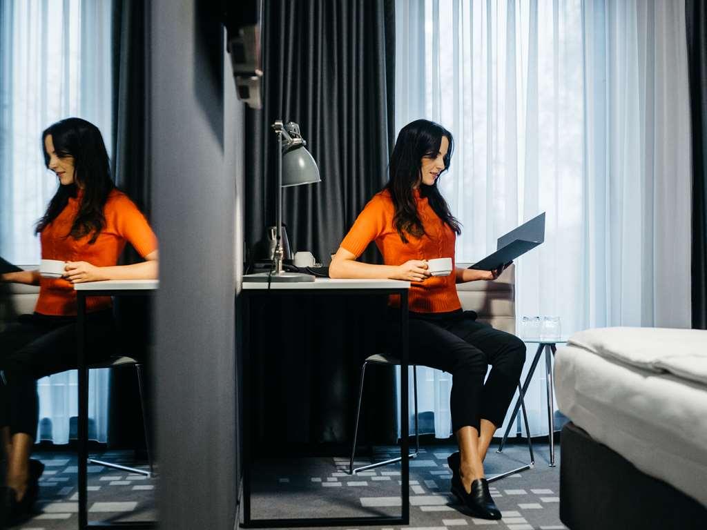 Q Hotel Krakow Orang gambar