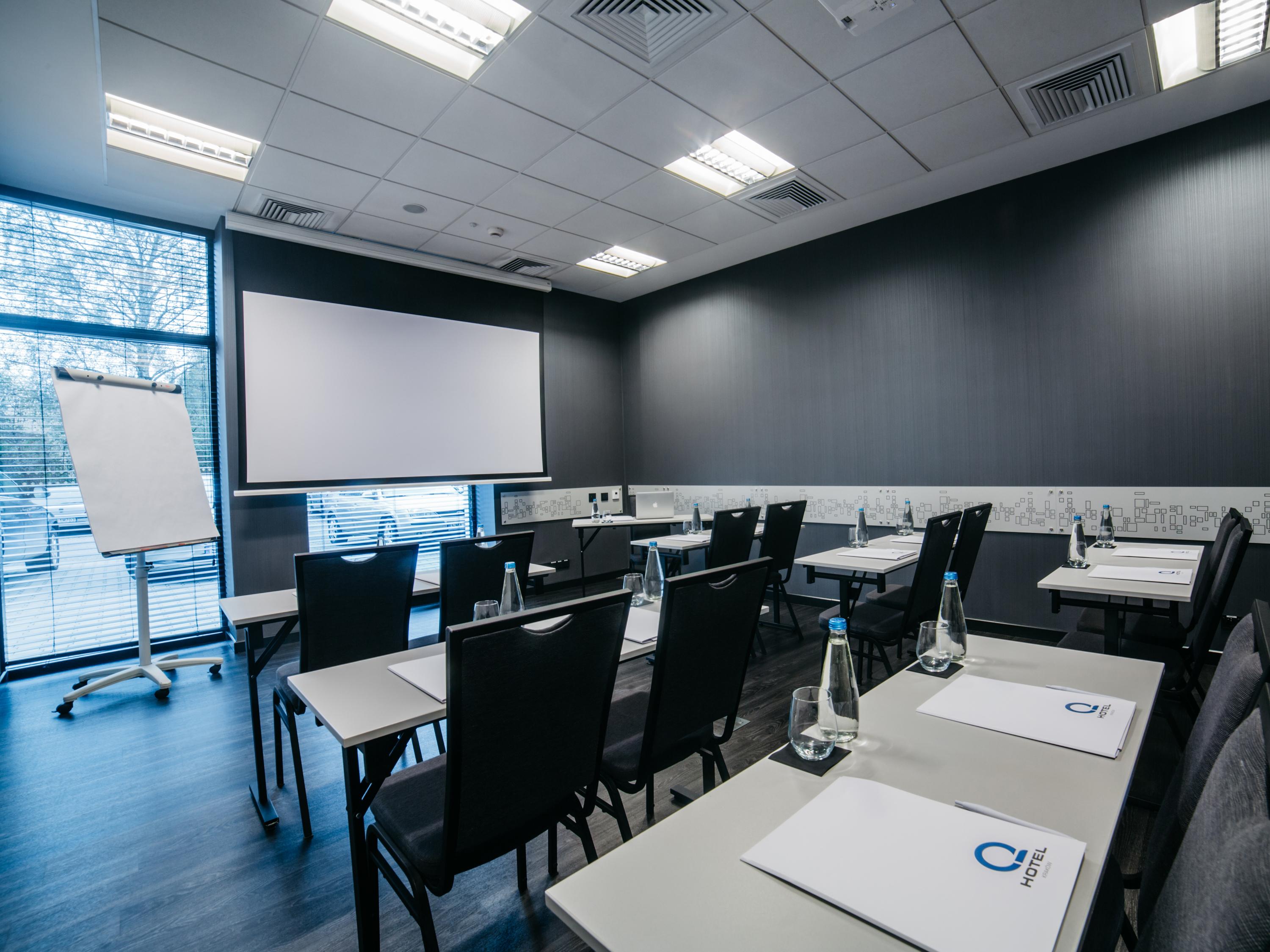 Q Hotel Krakow Luaran gambar