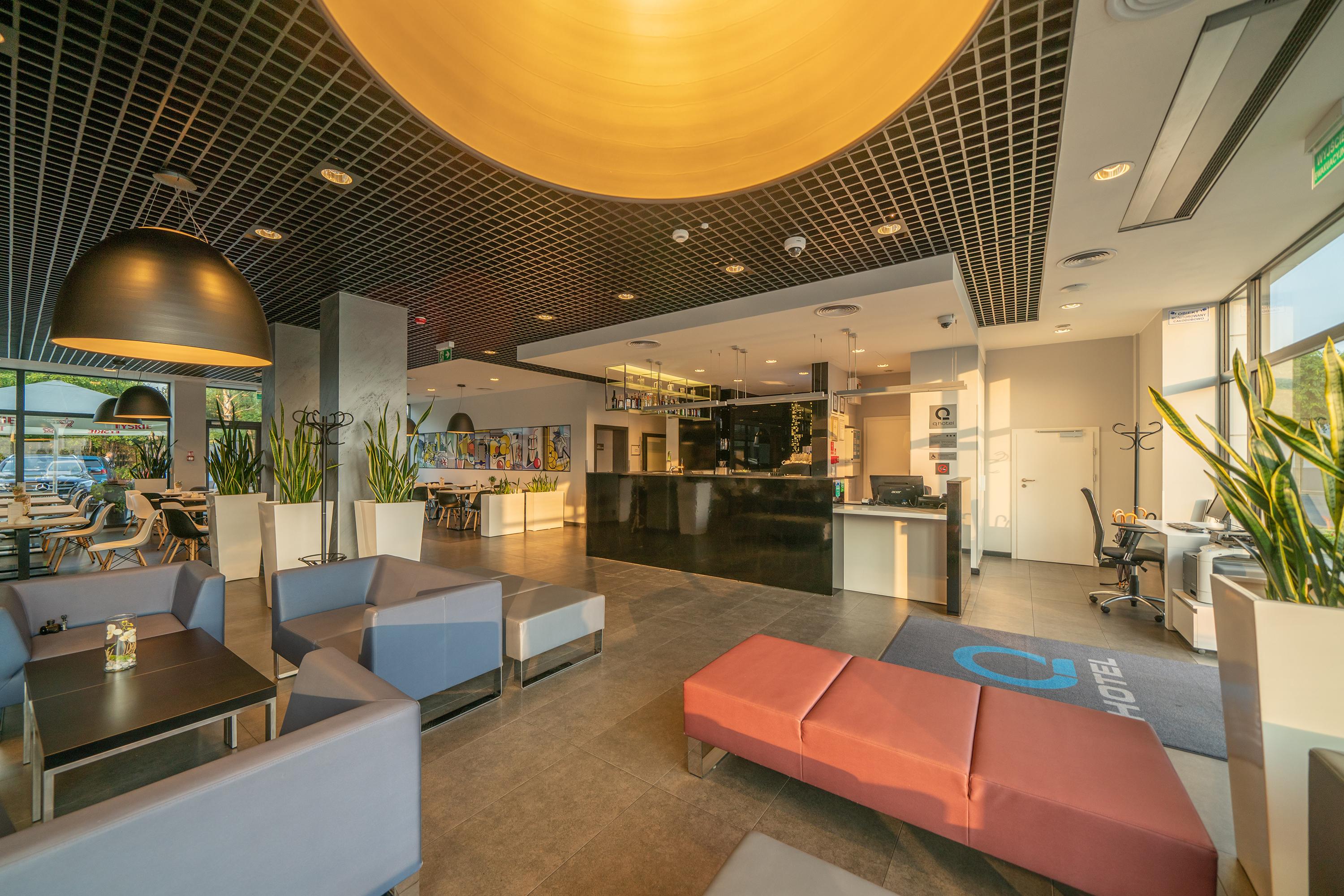 Q Hotel Krakow Luaran gambar