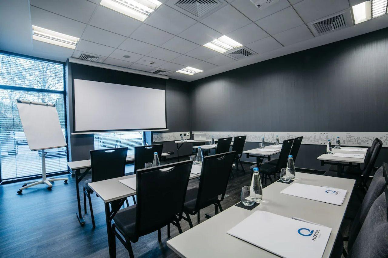 Q Hotel Krakow Luaran gambar