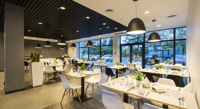 Q Hotel Krakow Luaran gambar
